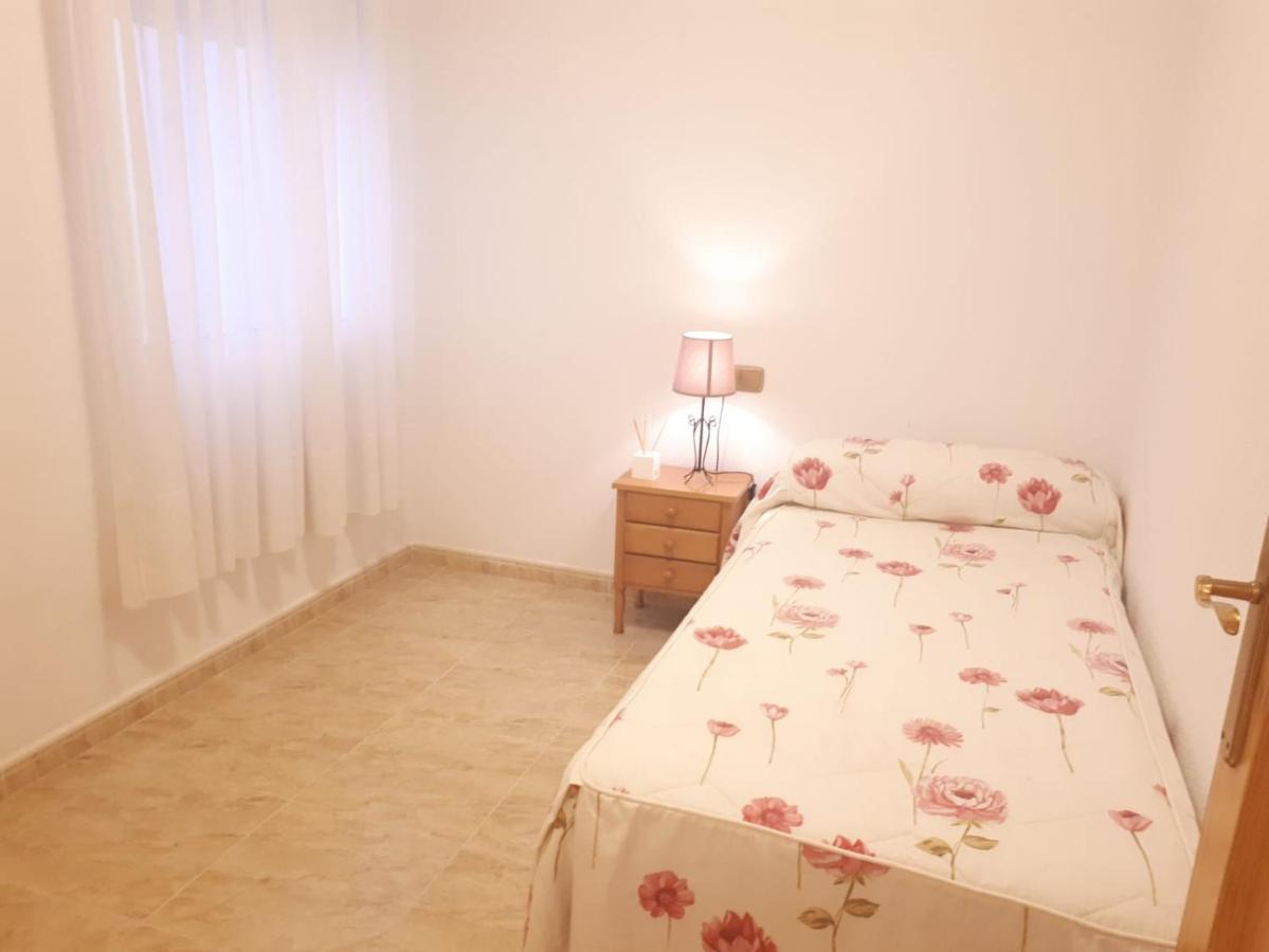 Apartamento 9 De Octubre ลอส มอนเตสซินอส ภายนอก รูปภาพ